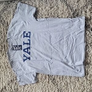 Yale University Tshirt
